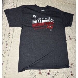 Tampa Bay Buccaneers Super Bowl LV Champions Mens Large NFL T Shirt